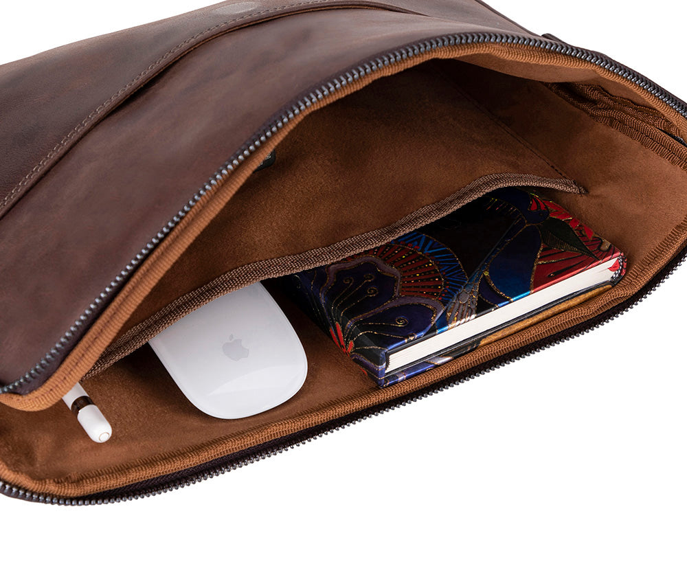 Leeds Slim Leather Laptop / Tablet Sleeve